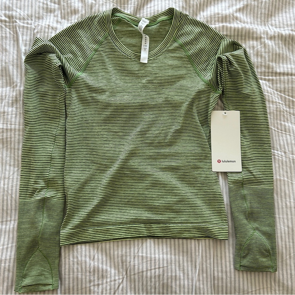 Lululemon swiftly tech long sleeve race 4
